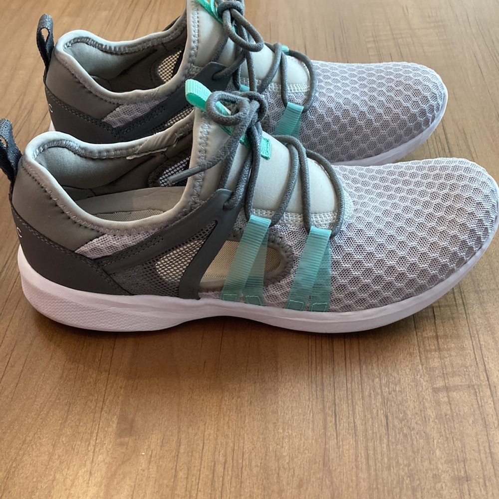 Vionic Adore Sneaker - image 5